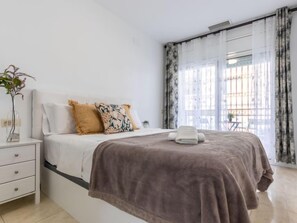 2 soverom, strykejern/-brett og internettilgang