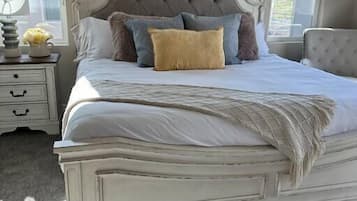 4 Schlafzimmer, Bügeleisen/Bügelbrett, WLAN, Bettwäsche