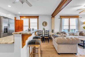 تلفزيون، مكتب