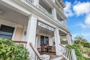 تفاصيل الفندق من الخارج