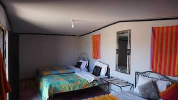 Kamar Double atau Twin Ekonomi | 2 kamar tidur