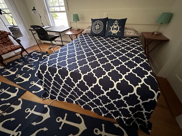 1 bedroom, desk, free WiFi, bed sheets