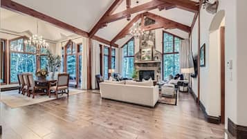 Smart-tv, pejs, kontorer, computerskærme