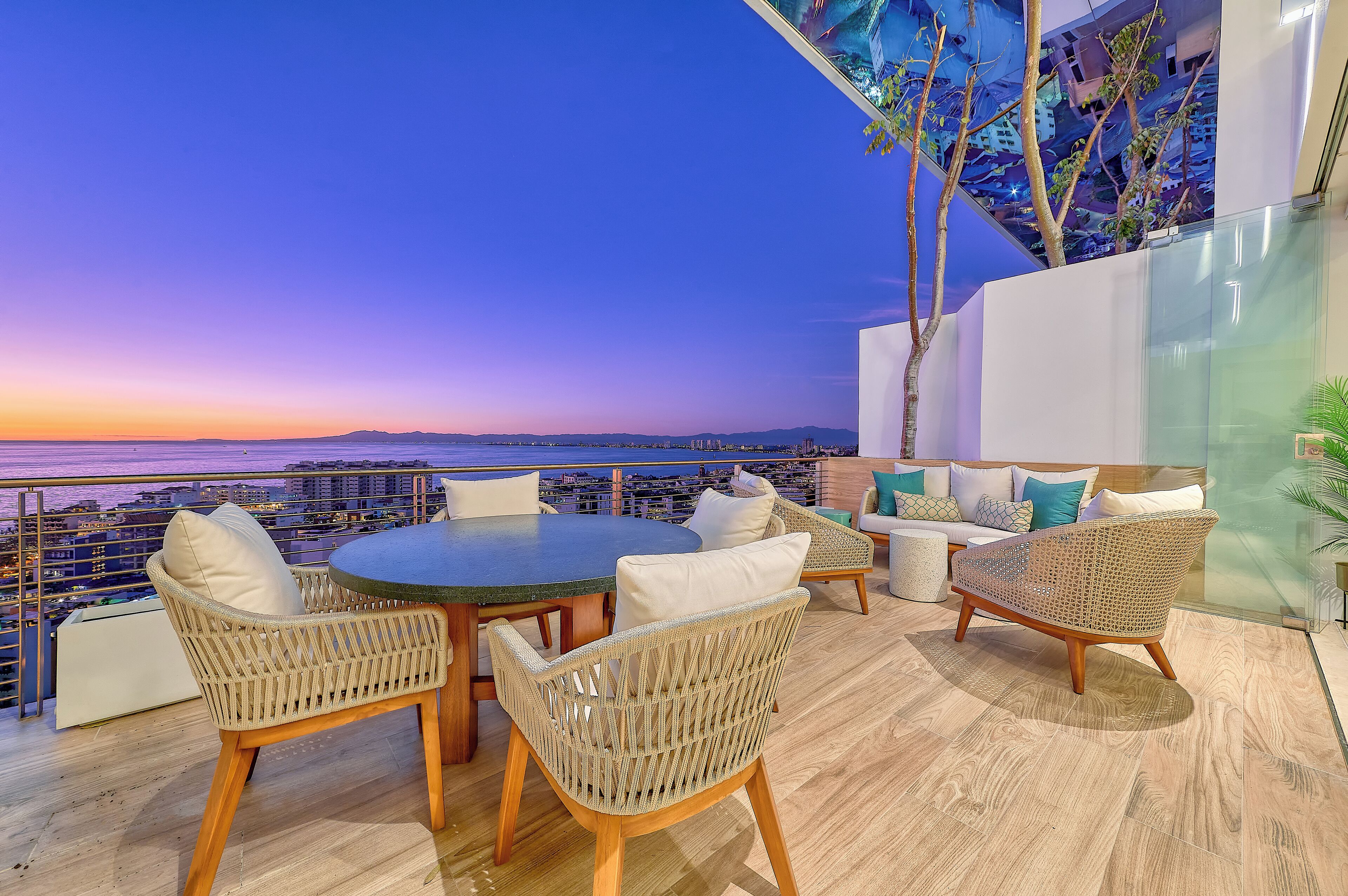 View of Penthouse - Definition, Advantages & Disadvantages, Features