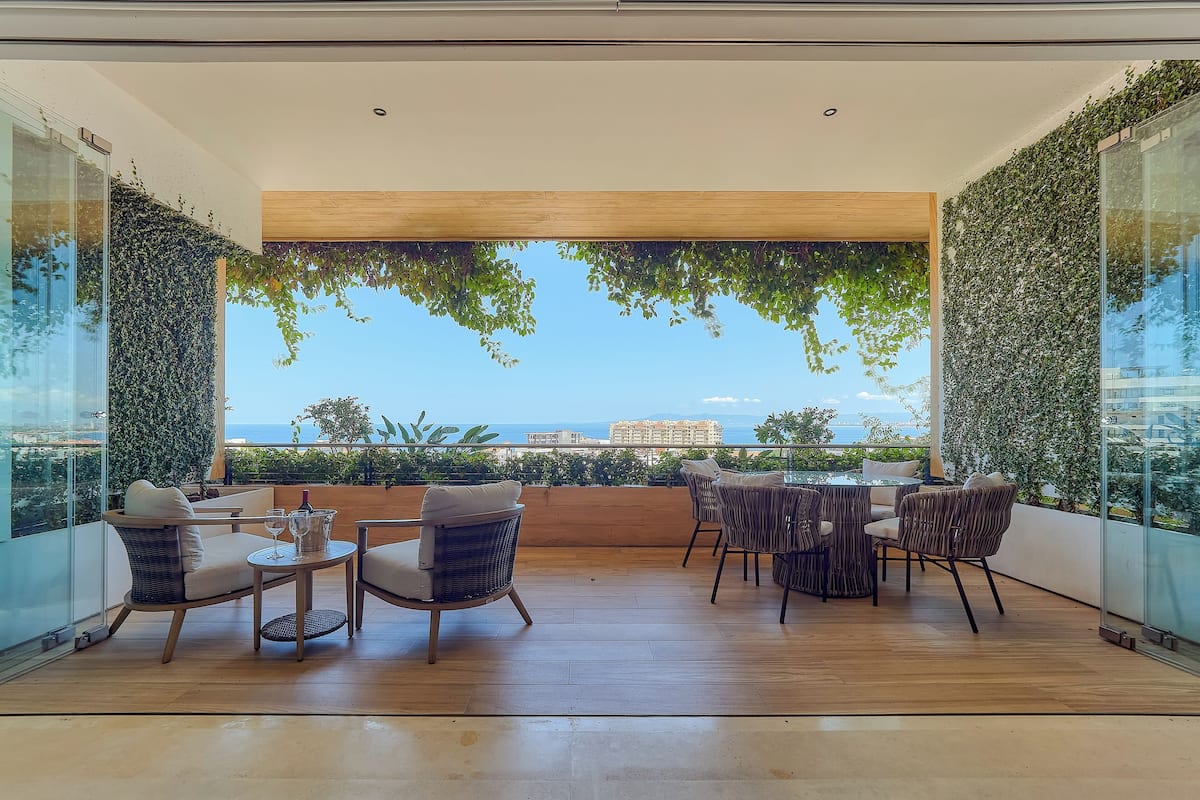 Deluxe Apartment, 1 Bedroom, Sea View | Terrace/patio