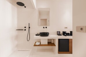 Dusche, Hydromassagedusche, kostenlose Toilettenartikel, Haartrockner
