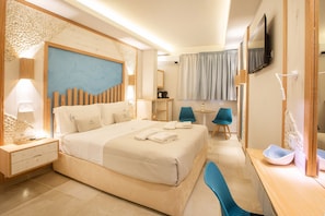 Santorini | 1 bedroom, Egyptian cotton sheets, premium bedding, down comforters - Mariet Athens Boutique Spa (Athens)