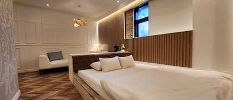 Habitación de luna de miel, para no fumadores | 1 habitación, decoración personalizada y wifi gratis