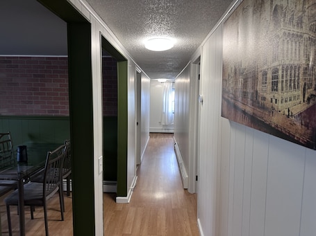 Dining. Cozy 2 bed mins away from NYC