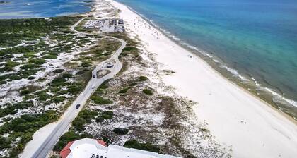 Brand new 5BD/5B,Community Boat Dock, Private Swim Spa, Sleeps 14+, Gulf Views