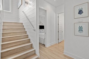 5 Schlafzimmer, Bügeleisen/Bügelbrett, Reisekinderbett, WLAN