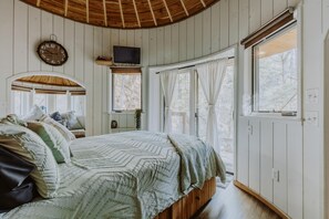 1 habitación, wifi y ropa de cama