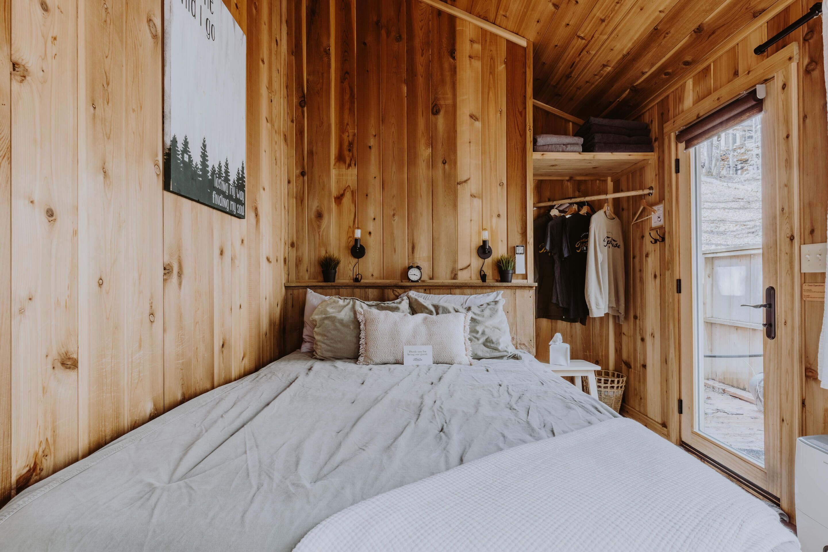 2 chambres, bureau, accès au Wi-Fi (inclus), literie fournie
