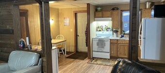 CABIN IN THE WOODS, 10 acres, Sleeps 8. Close to ORV trails and Forest Dunes.