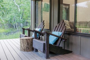 Terrace/patio - Deadwood Two Bit Cabin on the Creek (Sturgis)