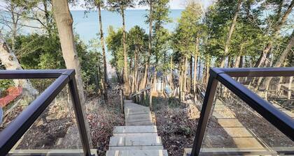 Summerset Cottage, Lakeview Hot Tub