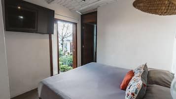 9 bedrooms, bed sheets