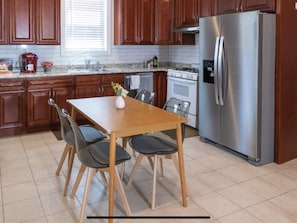 Microwave, stovetop, dishwasher