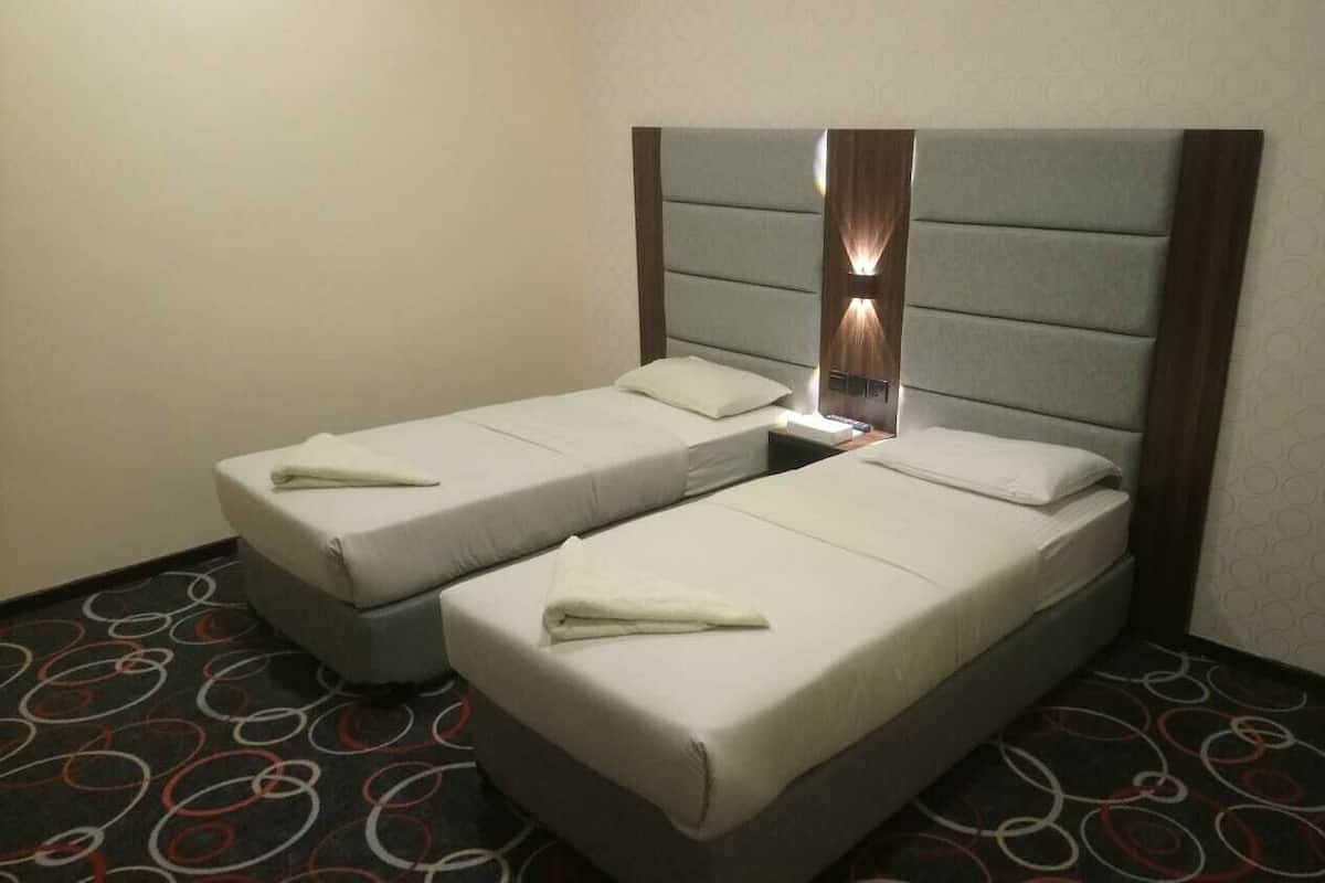 Minibar, desk, soundproofing, iron/ironing board