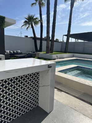 Outdoor pool, a heated pool