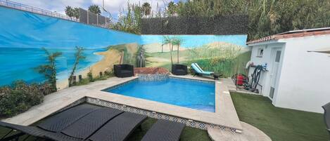 Beheizter Pool