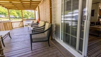 Traditional House | Terrace/patio