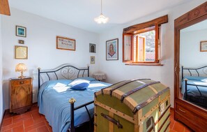 5 chambres, fer et planche à repasser, lit parapluie, Wi-Fi gratuit