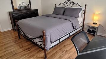 2 bedrooms, desk, iron/ironing board, WiFi (free)