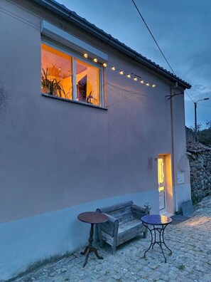 Terrace/patio - Restored village house in the birthplace of Master Aquilino Ribeiro (Sernancelhe)