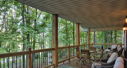 The Cranberry Cottage @ Hills Creek