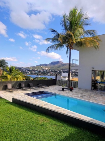 ์ผ์ธ ์์์ฅ, 09:00 ~ 18:00 ์คํ, ์ผ๊ด์ ์์