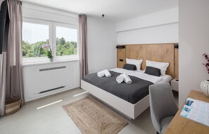 4 Schlafzimmer, Zimmersafe, Reisekinderbett, kostenloses WLAN