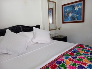 Habitación estándar | Tabla de planchar con plancha y wifi gratis