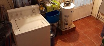Entire apartment 5 minutes from the USA
