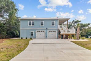 Exterior - Modern Beach Villa|2-Min Walk to Beach + Ping Pong (Emerald Isle)