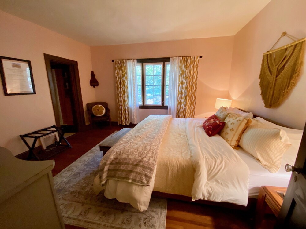 Paris Mountain Resort Greenville County Vrbo