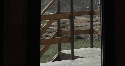 Cozy cottage with a panoramic view of Kazbegi.