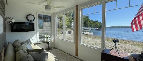 TV connectée, cheminée