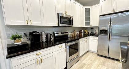 Gorgeous Pool House in North Port, FL