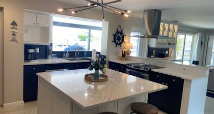 Perfect 3 Bedroom Villa on Charlotte Harbor Area, Charlotte County Villa 5859