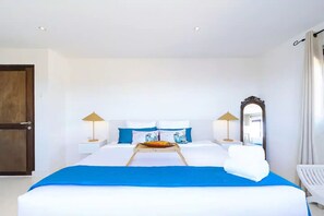 4 slaapkamers, een strijkplank/strijkijzer, wifi