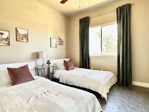 3 bedrooms, desk, iron/ironing board, WiFi