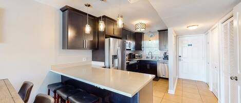 Fridge, microwave, oven, stovetop