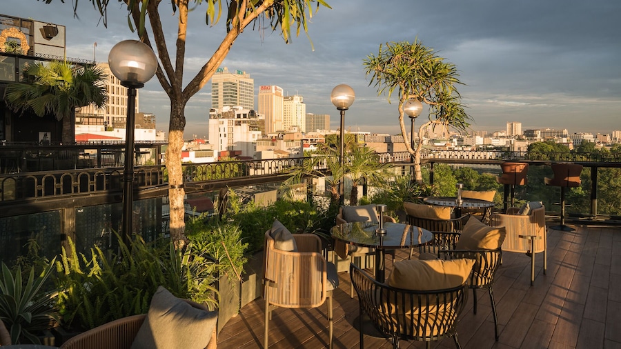 La Passion Premium Cau Go Hotel