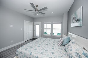 6 chambres, fer et planche à repasser, Wi-Fi gratuit, draps fournis