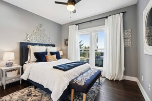 Unclassified image, 5 of 50, button - Panoramic Valley and Vineyard Views, Newly Renovated, Pet Friendly, Hot Tub, Games, Walk to Wineries (Amity)