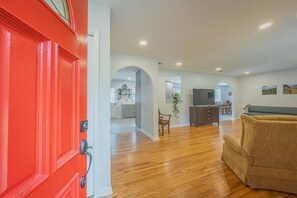 Interior - Restful Riverside Residence w/ Firepit (Athens)