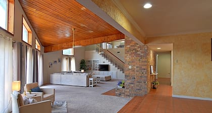 7000 sqft house on 5 acre with pool and indoor basketball/Raquetball court