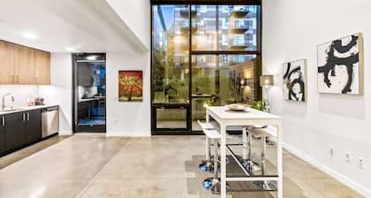 Elegant design meets optimal location amid the natural beauty of Downtown Redmond.