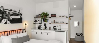 Kaelua Studio suite liʻiliʻi